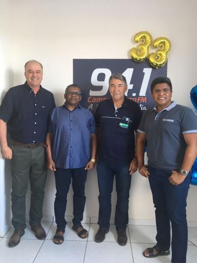 Campo Abeto FM estÃ¡ com programaÃ§Ã£o especial dos 33 anos